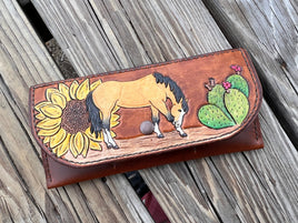 Buckskin Horse 3 Card Ladies Clutch Wallet