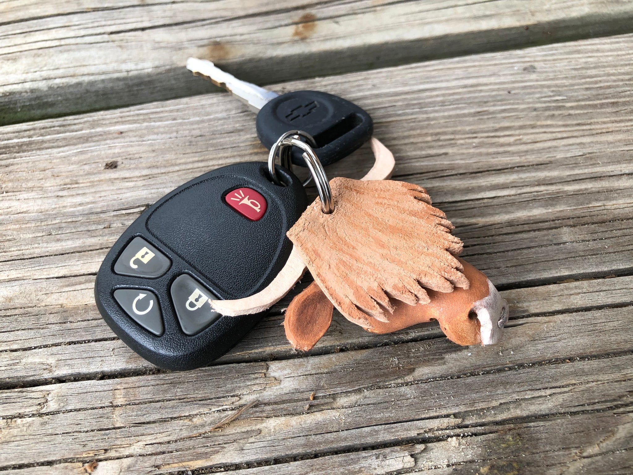 White Highland Cow Keychain – L3 Designs Leather